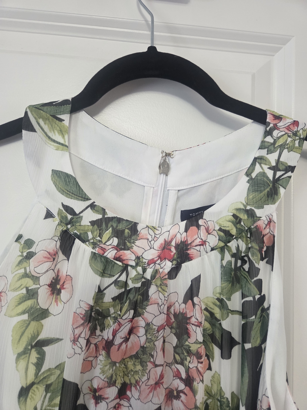 Tommy Hilfiger Floral Halter Midi Dress in White and Pink - Picture 3 of 11